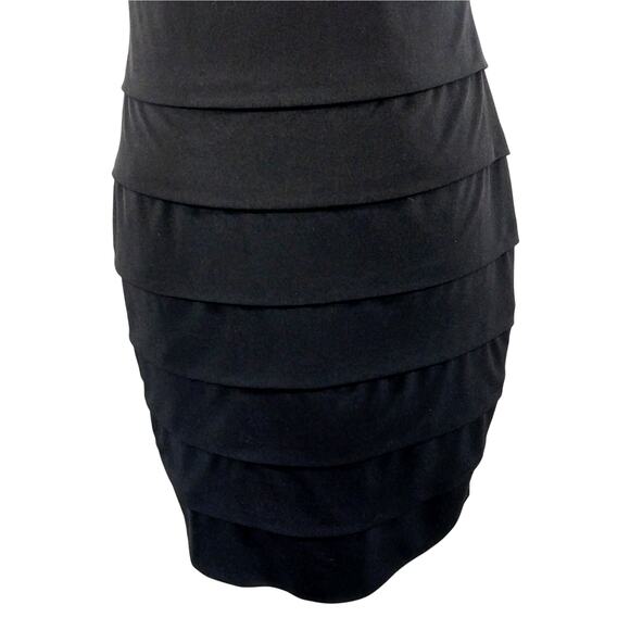 EN FOCUS STUDIO! CREAM OVER BLACK ALL STRETCH ROSE EMBELLISHED DRESS! SZ 4 - Picture 4 of 11